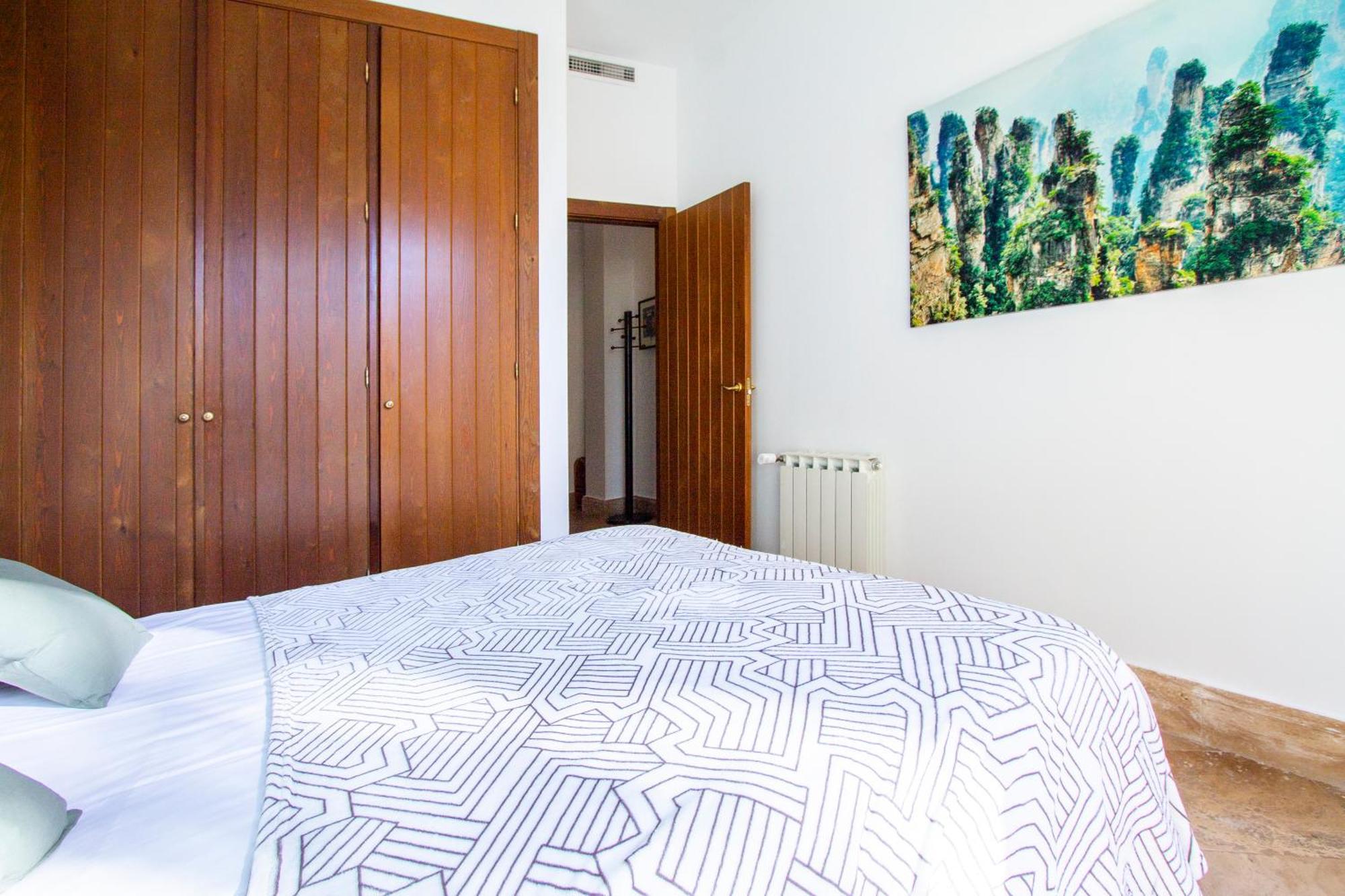 Apartamentos Villablino Arturo Soria Мадрид Экстерьер фото